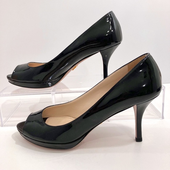 Prada Black Patent Leather Pumps Size 9 - Picture 1 of 5